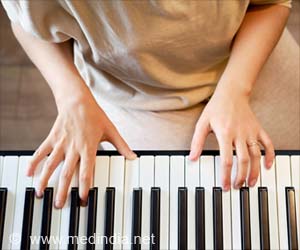 弹钢琴有助于对抗忧郁